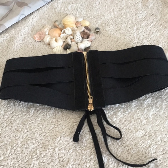 Corset Belt - Picture 5 of 8